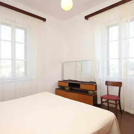 With Parking Space - 8322 Daire Lastovo