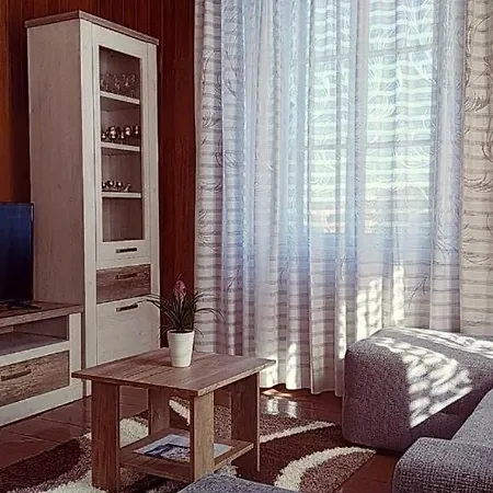 Apartamento With Parking Space - 8322 *