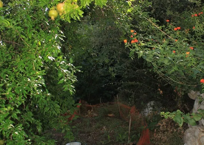 With Parking Space - 8322 아파트 *