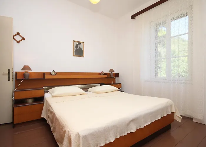 With Parking Space - 8322 * Lastovo